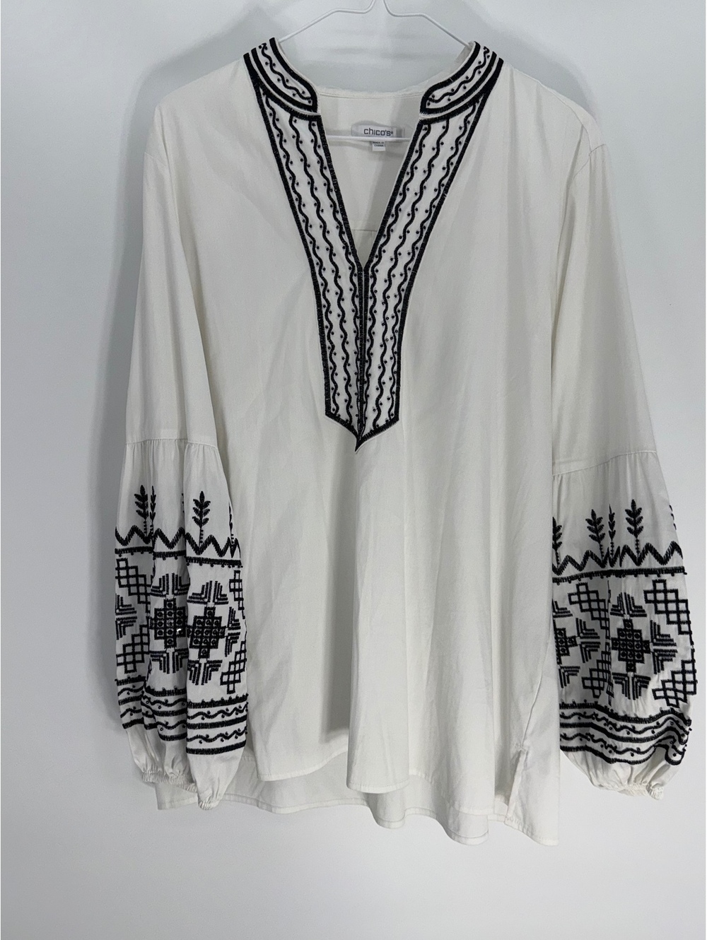 Chico's White Long Sleeve Embroidered Boho Blouse Size 3 US 16